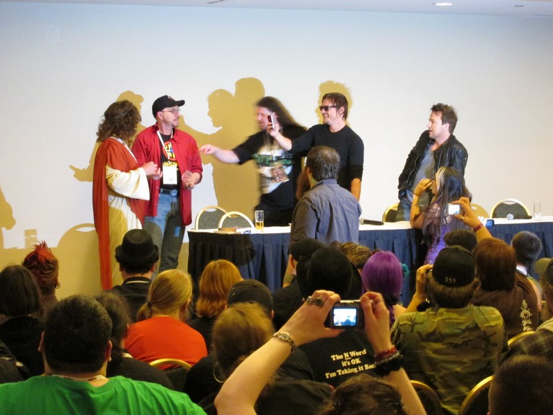 093-ZomBcon-2011